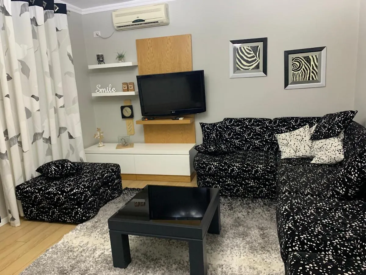 Veranda Apartment Tirana